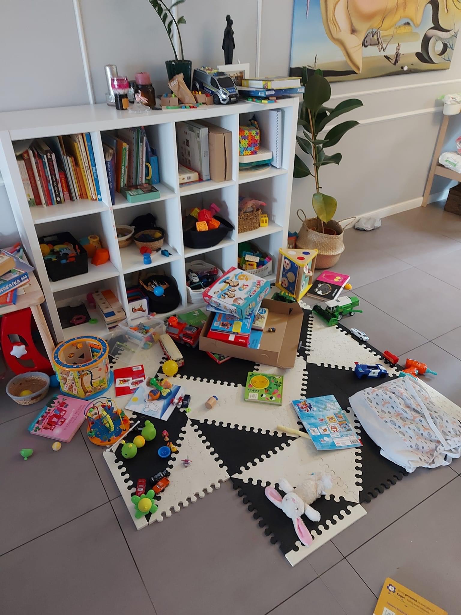 Sprzątanie i układanie rzeczy