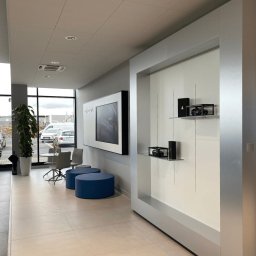 DKR-BUD - firma budowlana Bydgoszcz - Strefa klienta – eleganckie połączenie minimalizmu i funkcjonalności dla maksymalnego komfortu.