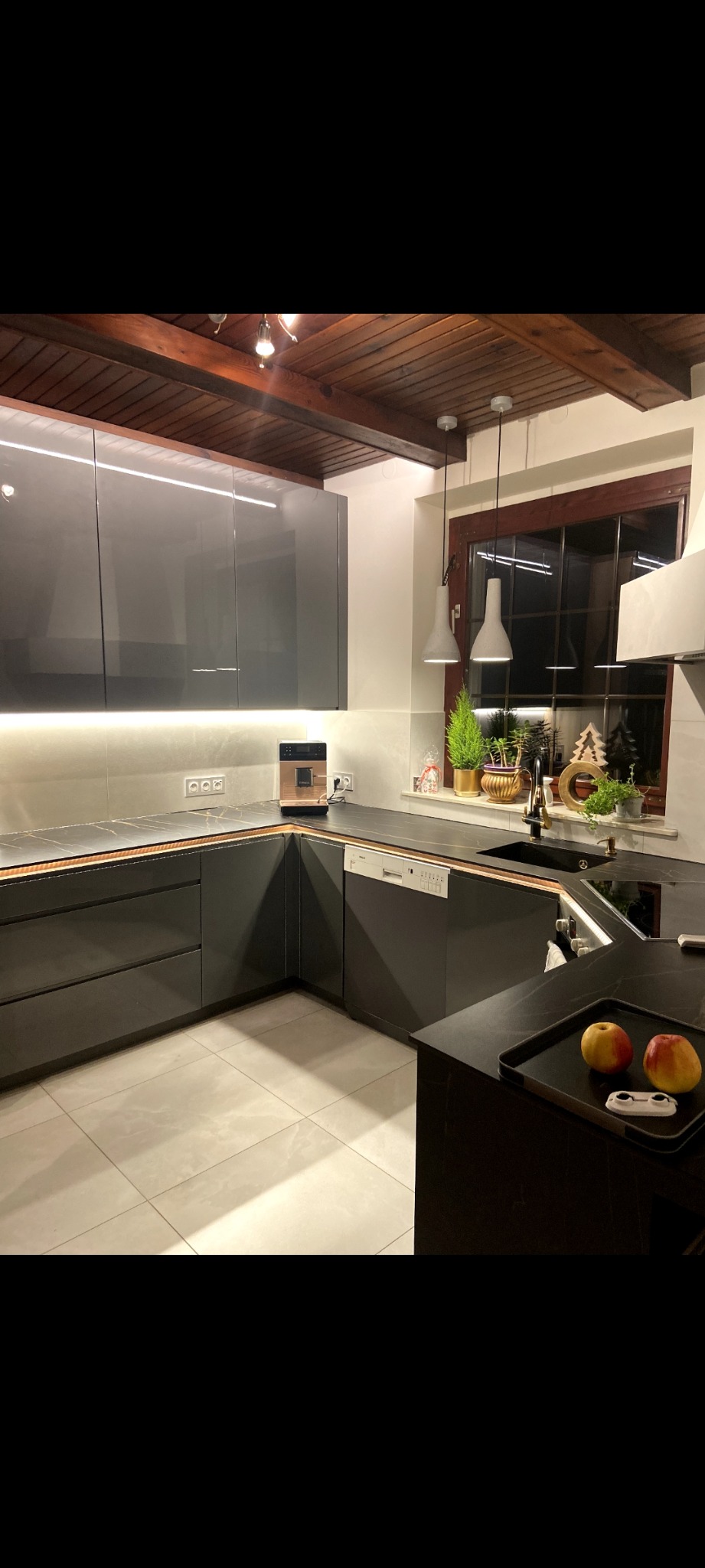 Spiek Kwarcowy Saint Laurent