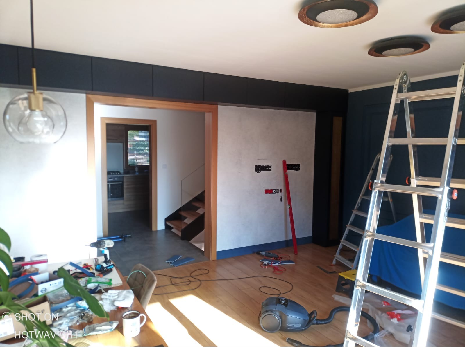 Montaż szaf na wymiar - projekt plus montaż mebli