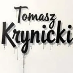 Czarny, przestrzenny napis 'Tomasz Krynicki' z efektem spływającej farby na białym tle.