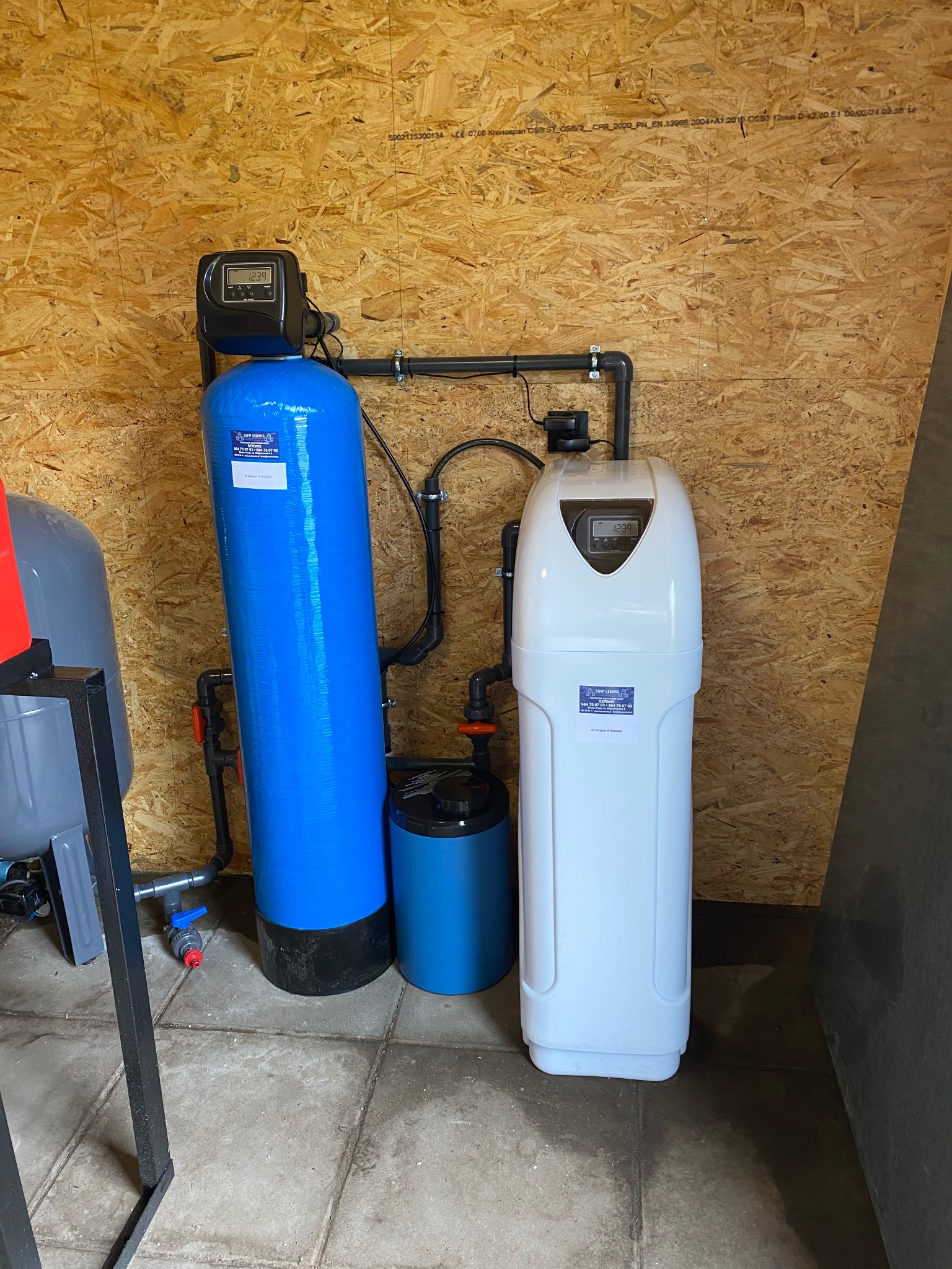 Stacja uzdatniania wody w domu jednorodzinnym: - odżelazianie - odmanganienie - zmiękczanie