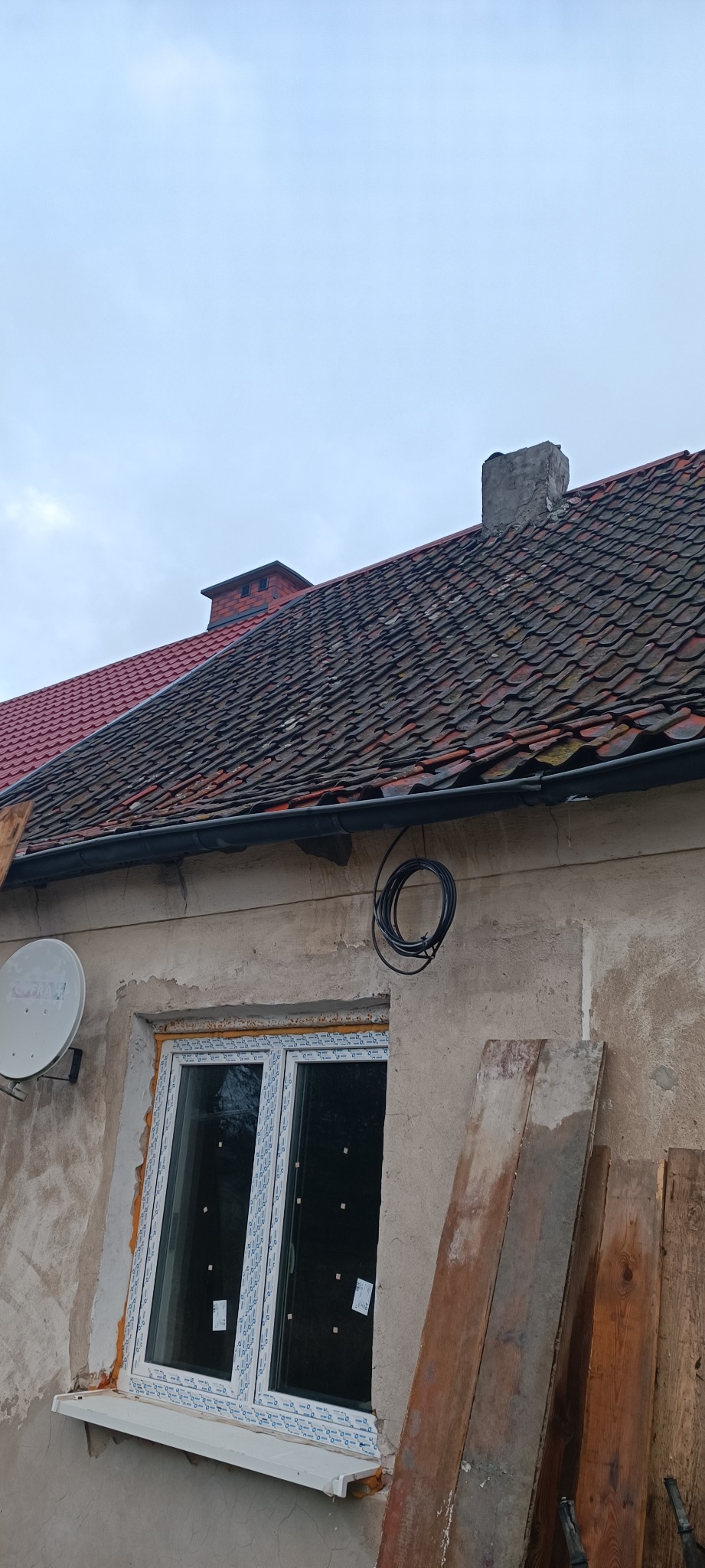 Wymiana poszycia dachowego.