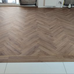 Andrzej Samerdak - Układanie paneli i parkiet&oacute;w Pruszk&oacute;w