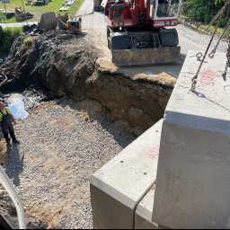 F.H.U KAM-DRÓG Kamil Mazur - Montaż nowego przepustu skrzyniowego pod drogą wojewódzką