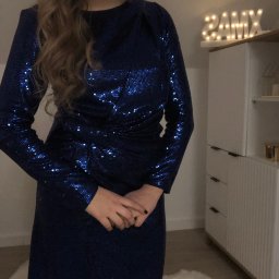 Sukienka grantowa błyszcząca