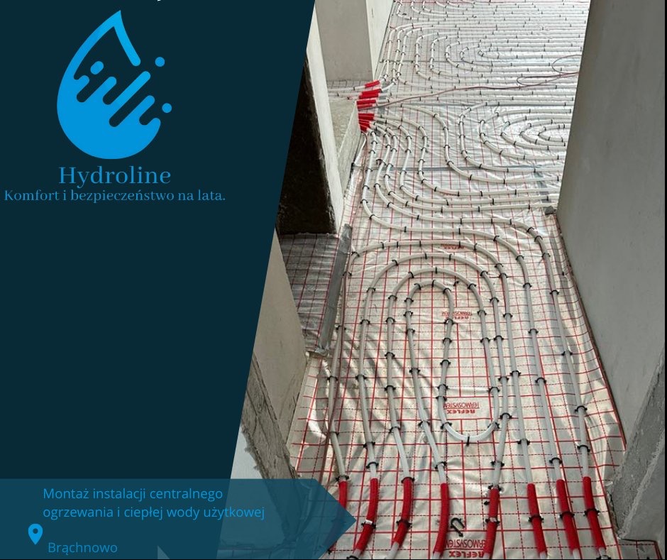 Rozłożona instalacja ogrzewania podłogowego na folii z siatką, widoczne białe rurki układane w pętle, fragment logo firmy Hydrline w lewym górnym rogu.