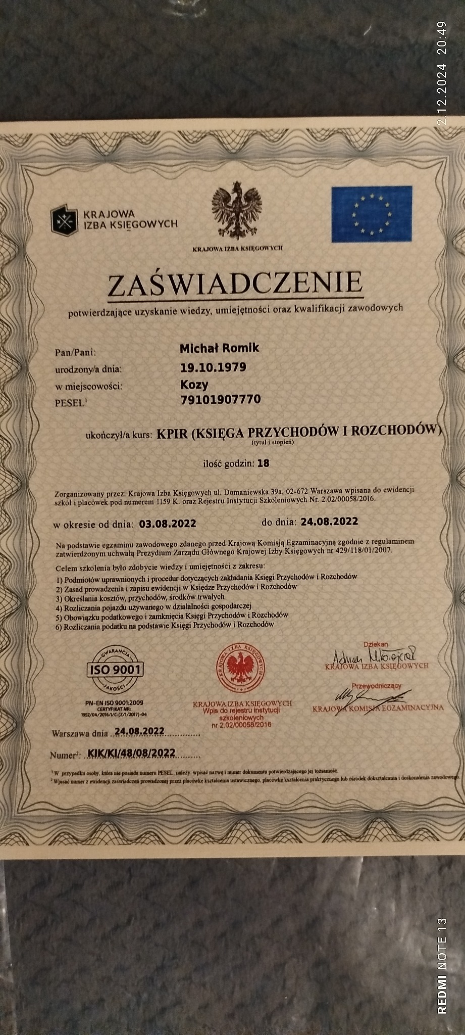 Zaświadczenie potwierdzające uzyskanie wiedzy i kwalifikacji w zakresie prowadzenia uproszczonej księgowości KPiR.