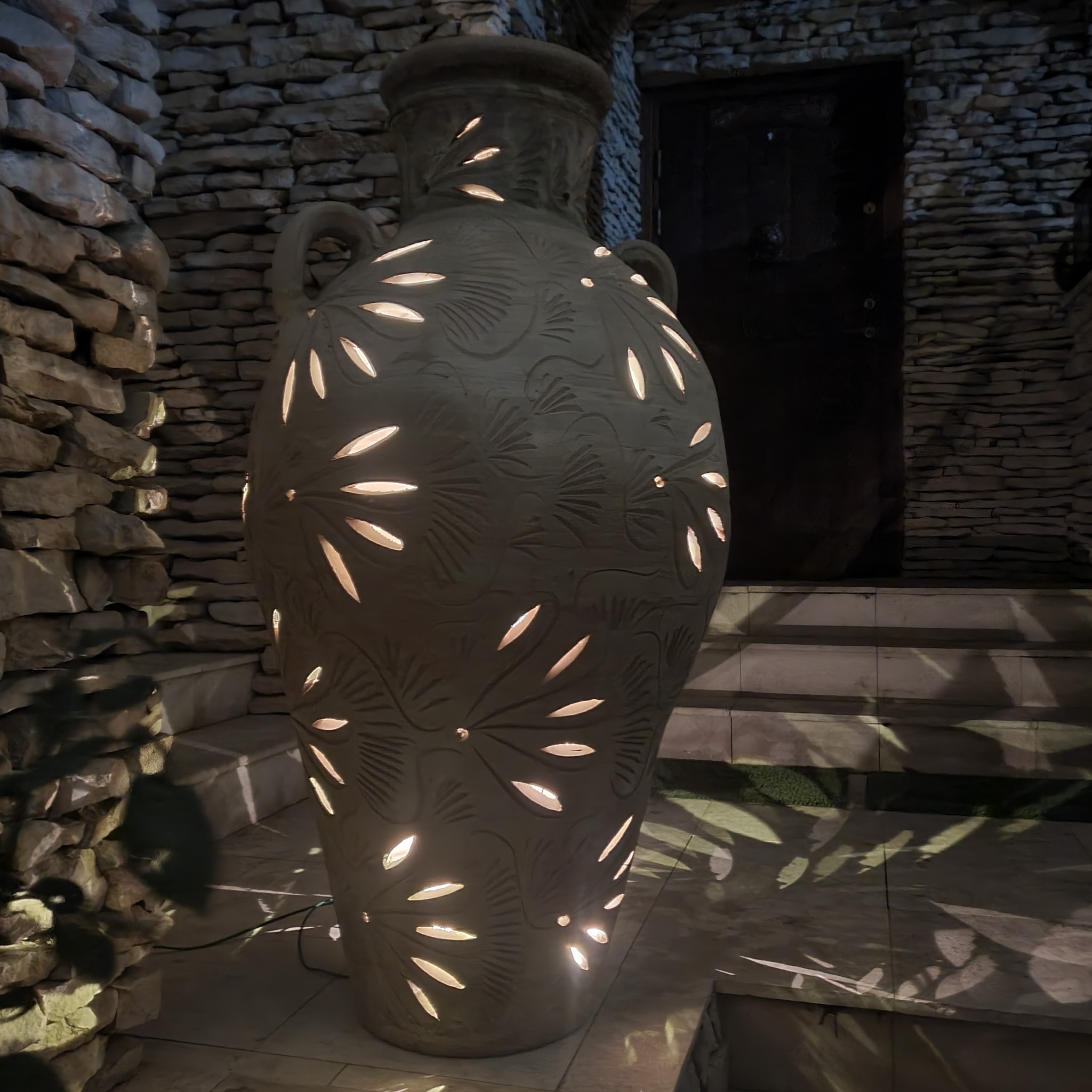 Wykonanie podświetlenia lampionów ogrodowych.