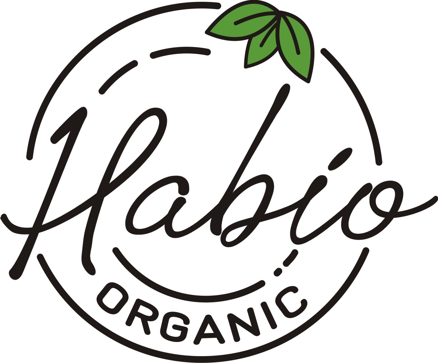 Logo firmy Habio Organic z stylizowanymi zielonymi listkami nad nazwą, umieszczone w okręgu z przerywaną linią.