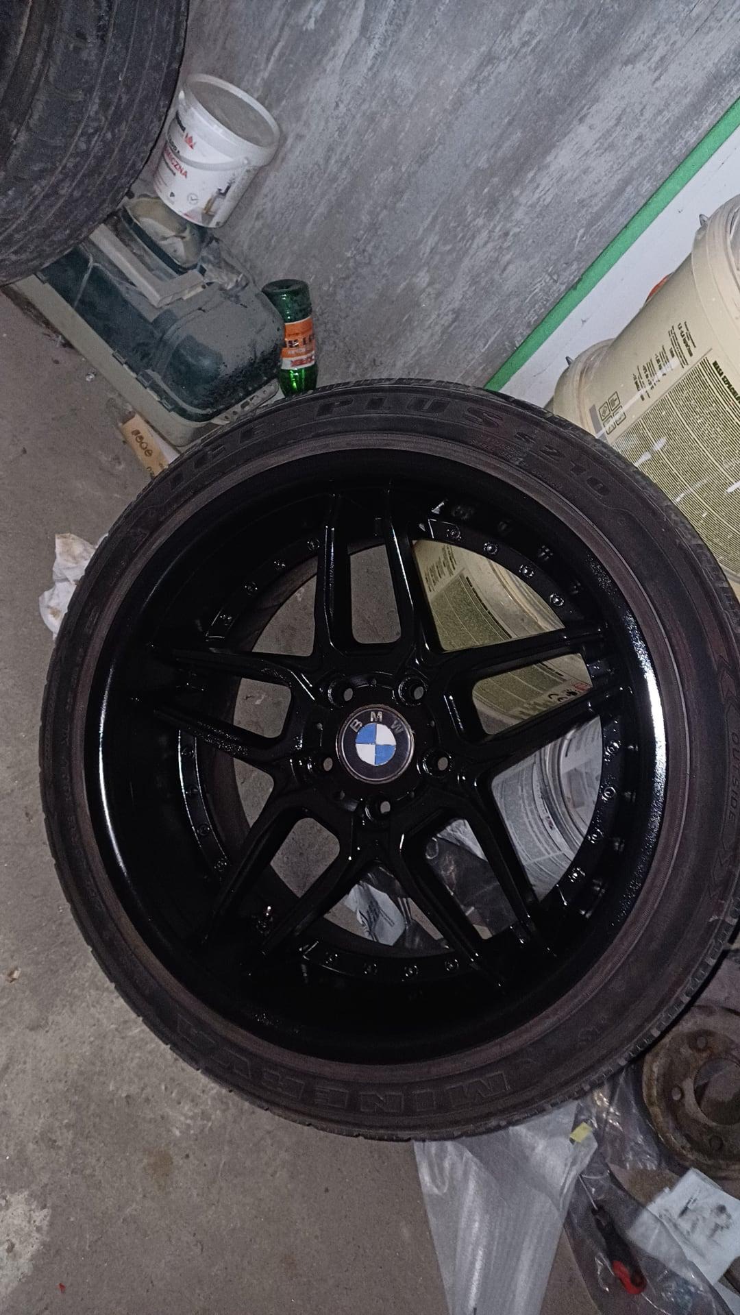 Zmiana koloru felgi metodą plasti dip