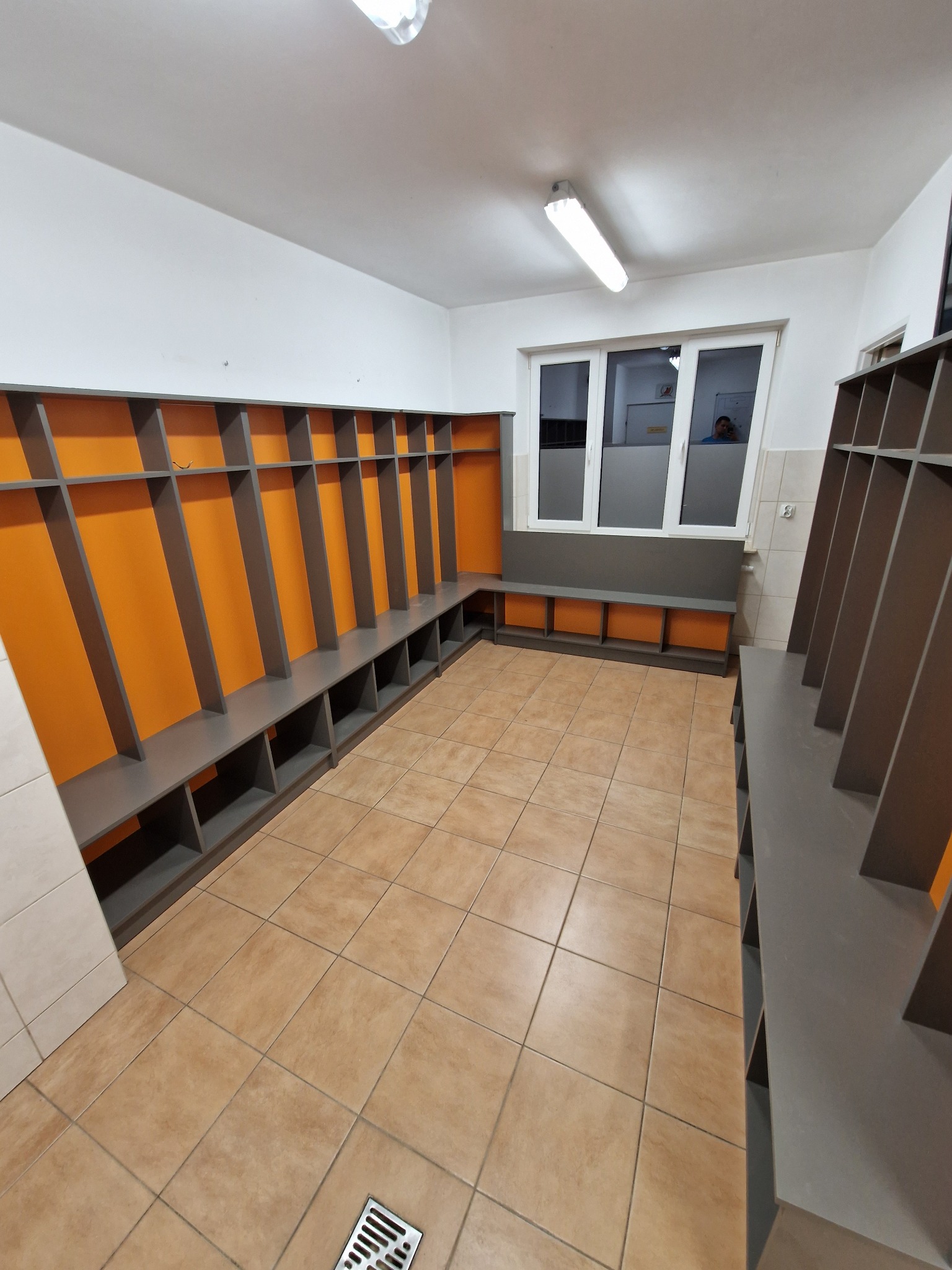 Meble szatni piłkarskiej