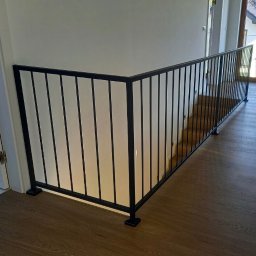 Metalowe Fantazje Radosław Panek-Porzelski - Schody Gorz&oacute;w Wielkopolski