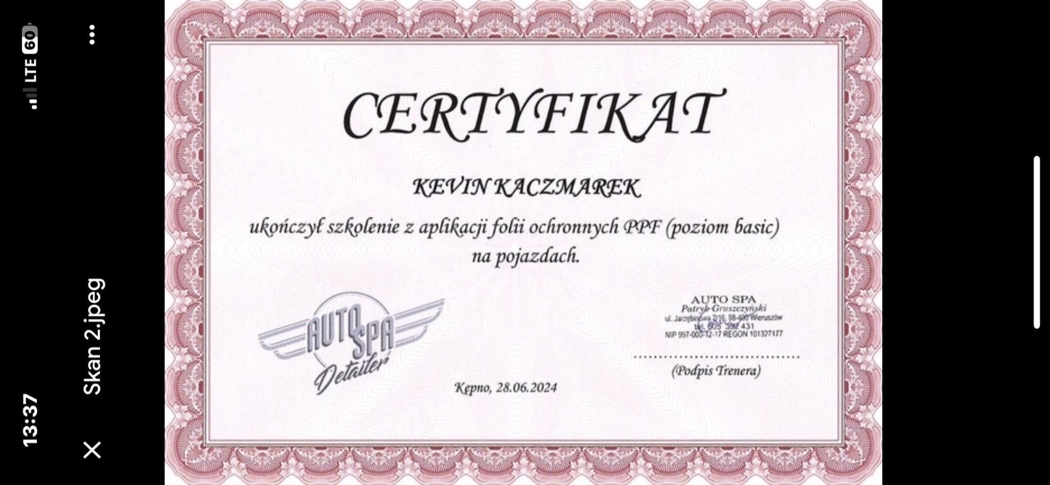 Skan certyfikatu ukończenia szkolenia z aplikacji folii ochronnych PPF (poziom basic) na pojazdach przez Kevin Kaczmarek, wystawiony przez Auto Spa Detailer z Wieruszowa.
