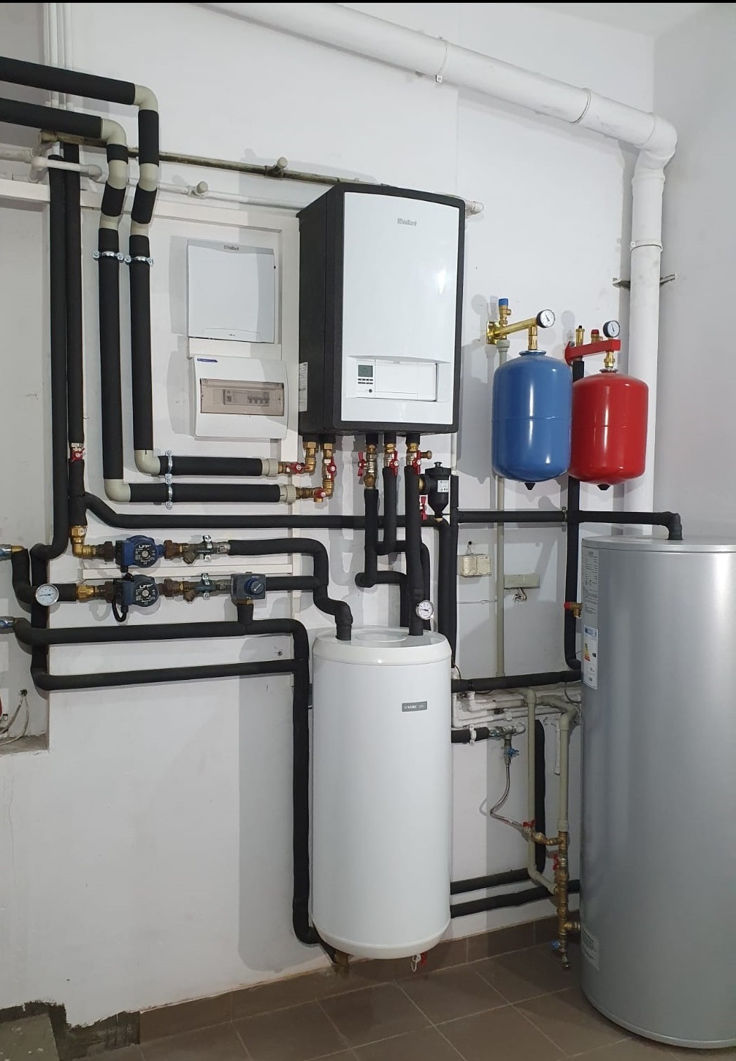 Pompa ciepła Vaillant .