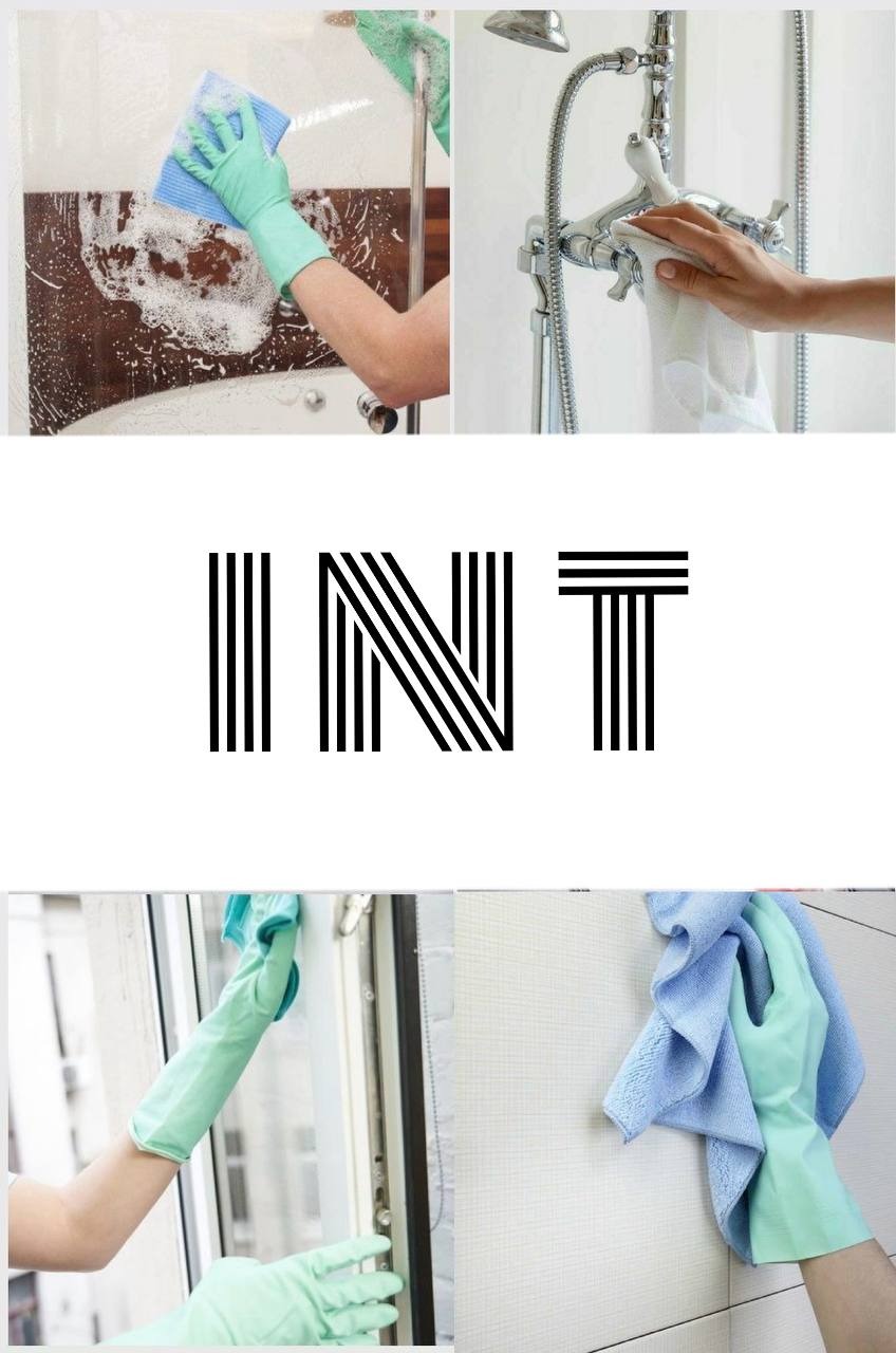 Wrocław: Kolaż czterech ujęć przedstawiających czyszczenie powierzchni wewnątrz pomieszczeń, w tym mycie płytek w kabinie prysznicowej, czyszczenie armatury oraz mycie ramy okiennej, z użyciem...