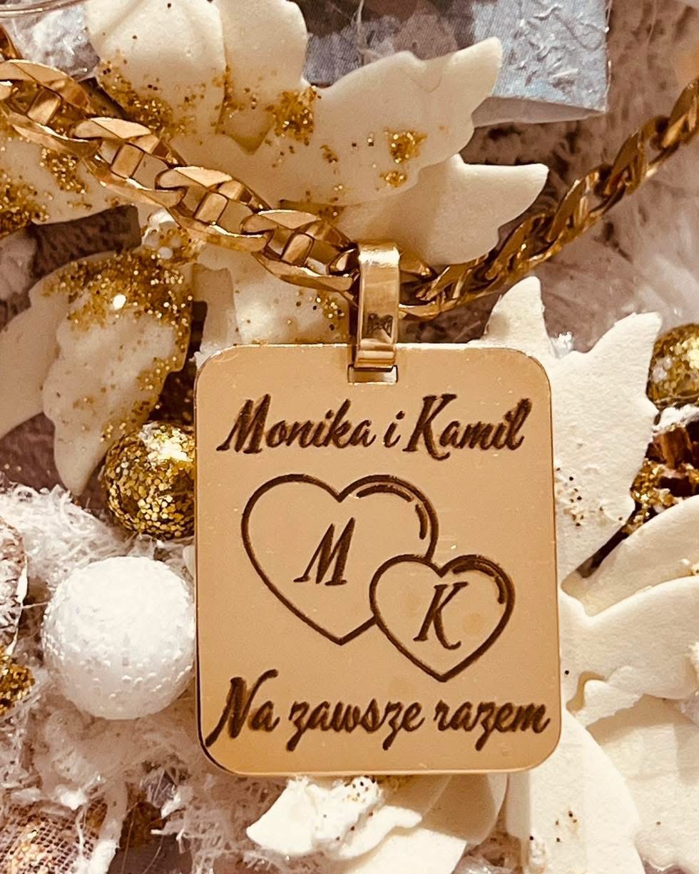 Spersonalizowany grawer na prośbę klienta.