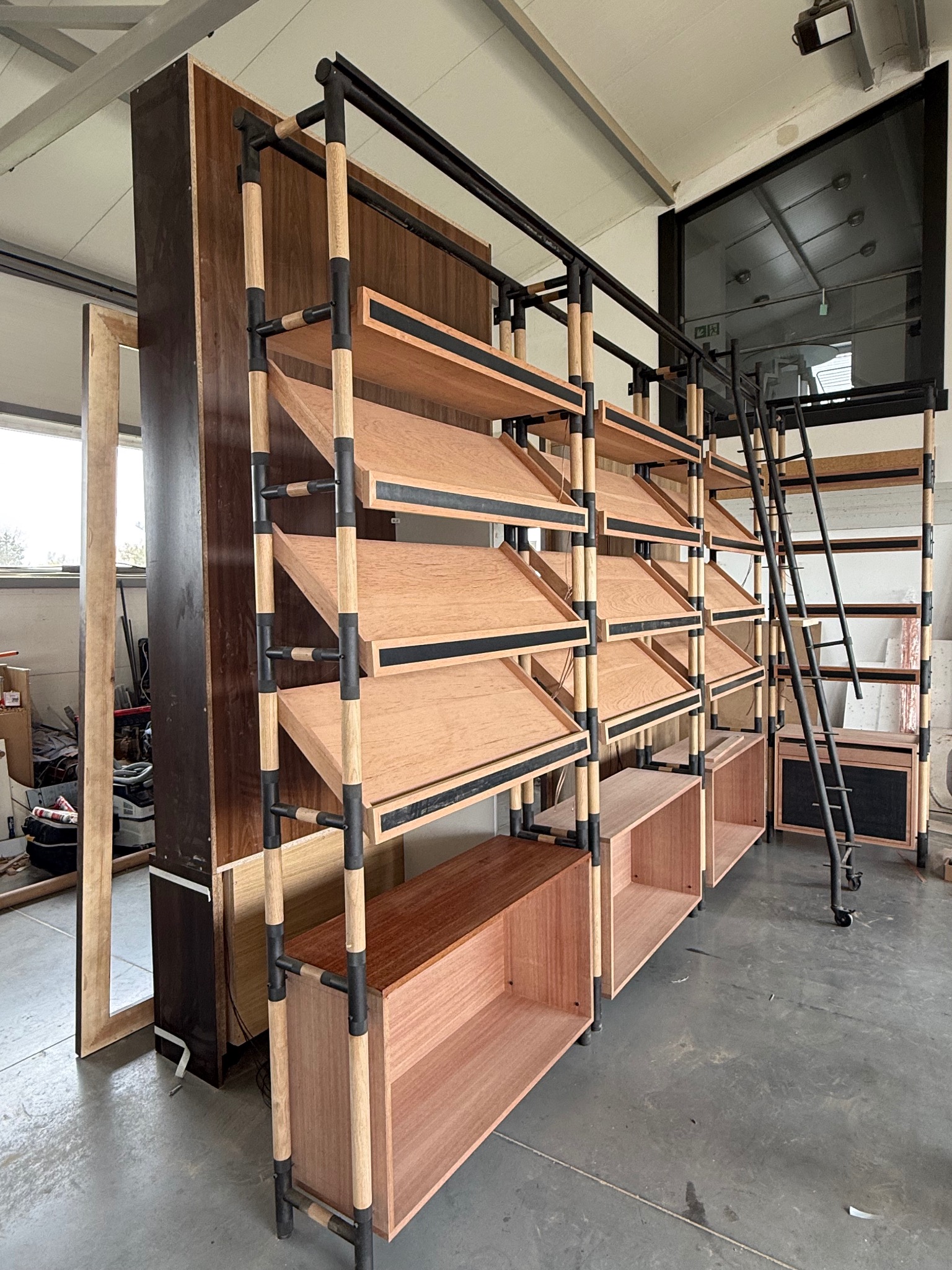 Ciekawe meble własnego projektu