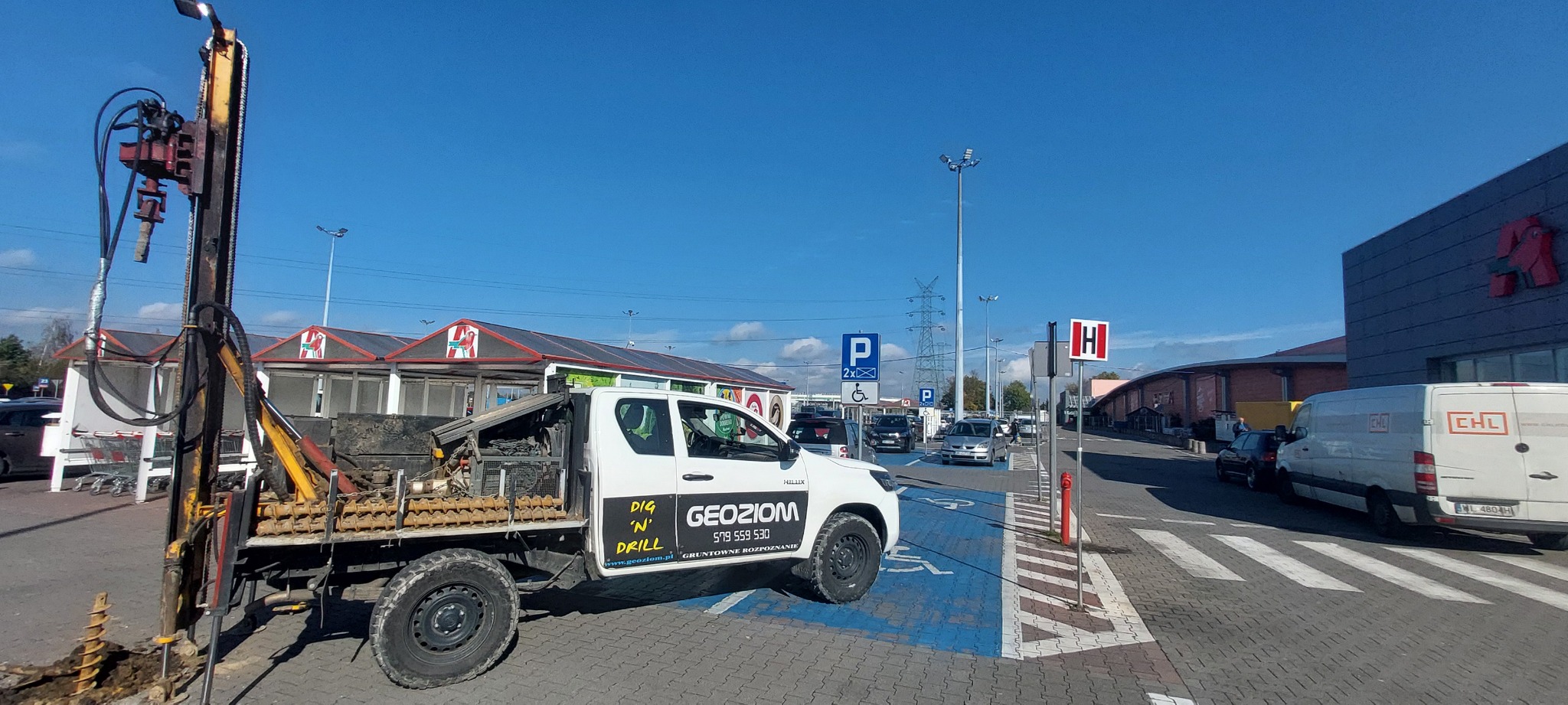 Badania geotechniczne dla projektowanych stacji ładowania samochodów elektryczych