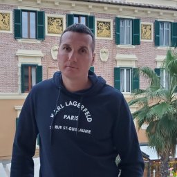 BUDSERVIS SPÓŁKA Z OGRANICZONĄ ODPOWIEDZIALNOŚCIĄ - Kafelkowanie Gdynia