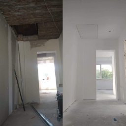 Grzegorz Wojdyła Gregor Bau - Porównanie stanu pokoju przed i po: surowy strop z instalacjami vs. gładki, biały sufit z klapą rewizyjną, ściany w trakcie szpachlowania vs. pomalowane na biało, widok na okno w tle.