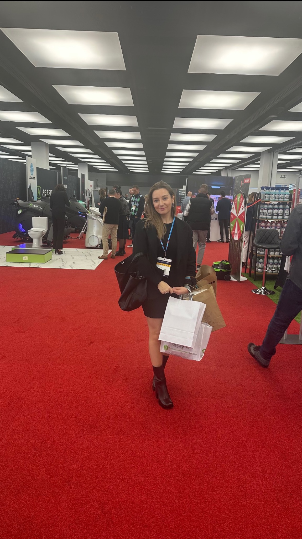 Co roku odwiedzamy targi czystości, konferencji, poznajemy nowe produkty.