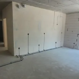 Instalacje podtynkowe i podposadzkowe