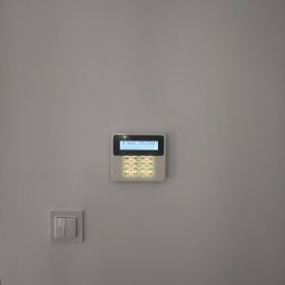 BarTech - Staranna Wymiana Instalacji Elektrycznej w Mieszkaniu Wołów