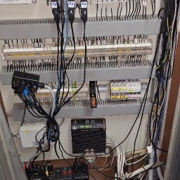 Kamil Stolarz - Podłączenie rejestratora w polu SN