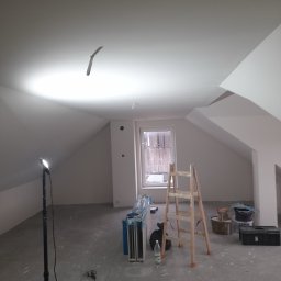 Malowanie mieszkań Mniów 4