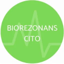 Zielone logo z napisem 'BIOREZONANS CITO' i subtelnym, jasnoszarym symbolem przypominającym wykres EKG.