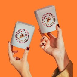 Inga Barżykowska - Logo na produkcie