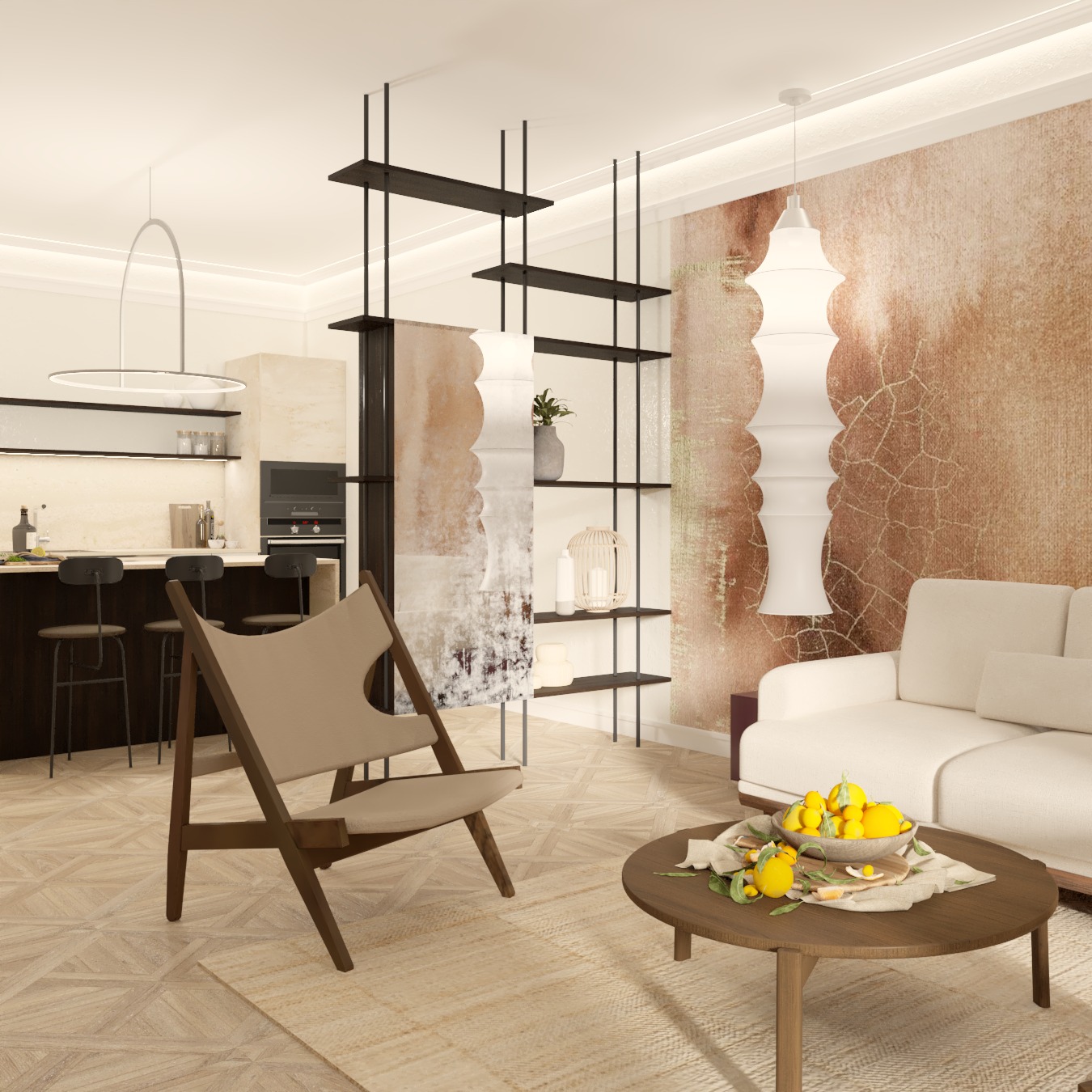 Jasne, przestronne wnętrze z otwartą kuchnią, beżowym fotelem typu butterfly, okrągłym stolikiem kawowym z owocami i dekoracyjną ścianą w odcieniach brązu.