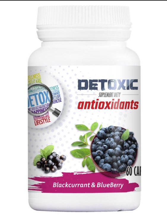 Biała butelka suplementu diety Detoxic antioxidants z czarną porzeczką i jagodami na etykiecie, obok grafiki lupy powiększającej słowo Detox.