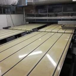 Taśmociągi do transportu szyb.