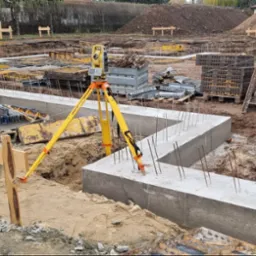 Tyczenie osi na fundamentach