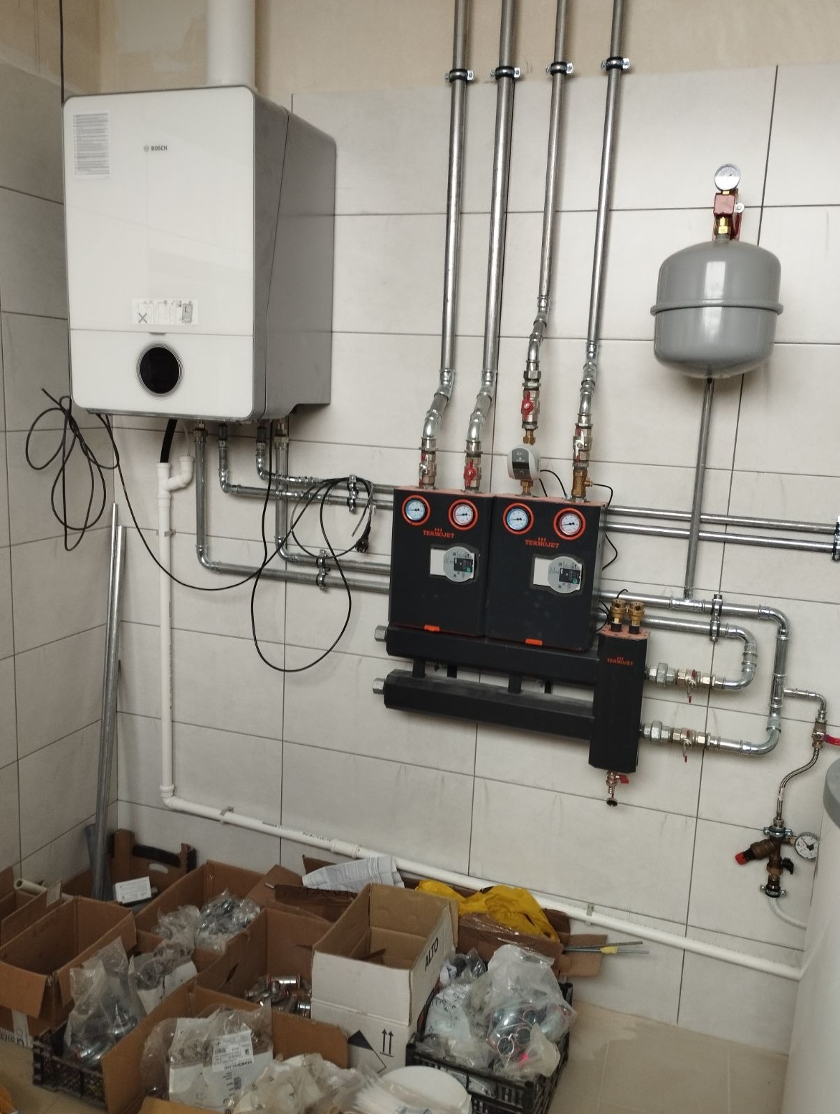 Realizacja centralnego ogrzewania - powierzchnie handlowe Lubomino 2/3