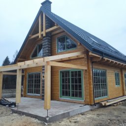 Domy z bali Mokobody 1