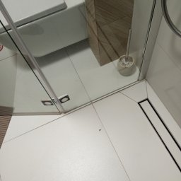 Usługi Ogólnobudowlane Marcin Mąka - Łazienka, odpływ liniowy podłogowy.