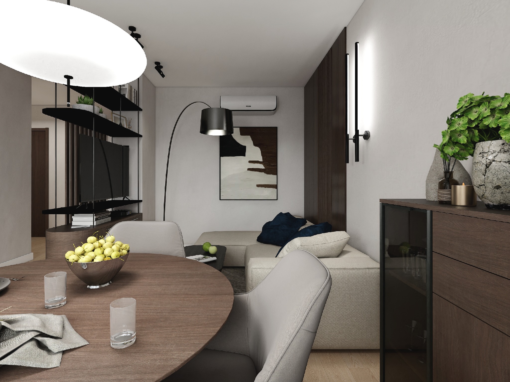 Nowoczesne wnętrze: drewniany stół z owocami i szklankami, beżowa sofa z poduszkami, designerska lampa łukowa i regał z TV. Minimalistyczny, elegancki wystrój.