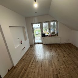 RBK Construction - Pierwszorzędna Przebudowa Biura Siemiatycze