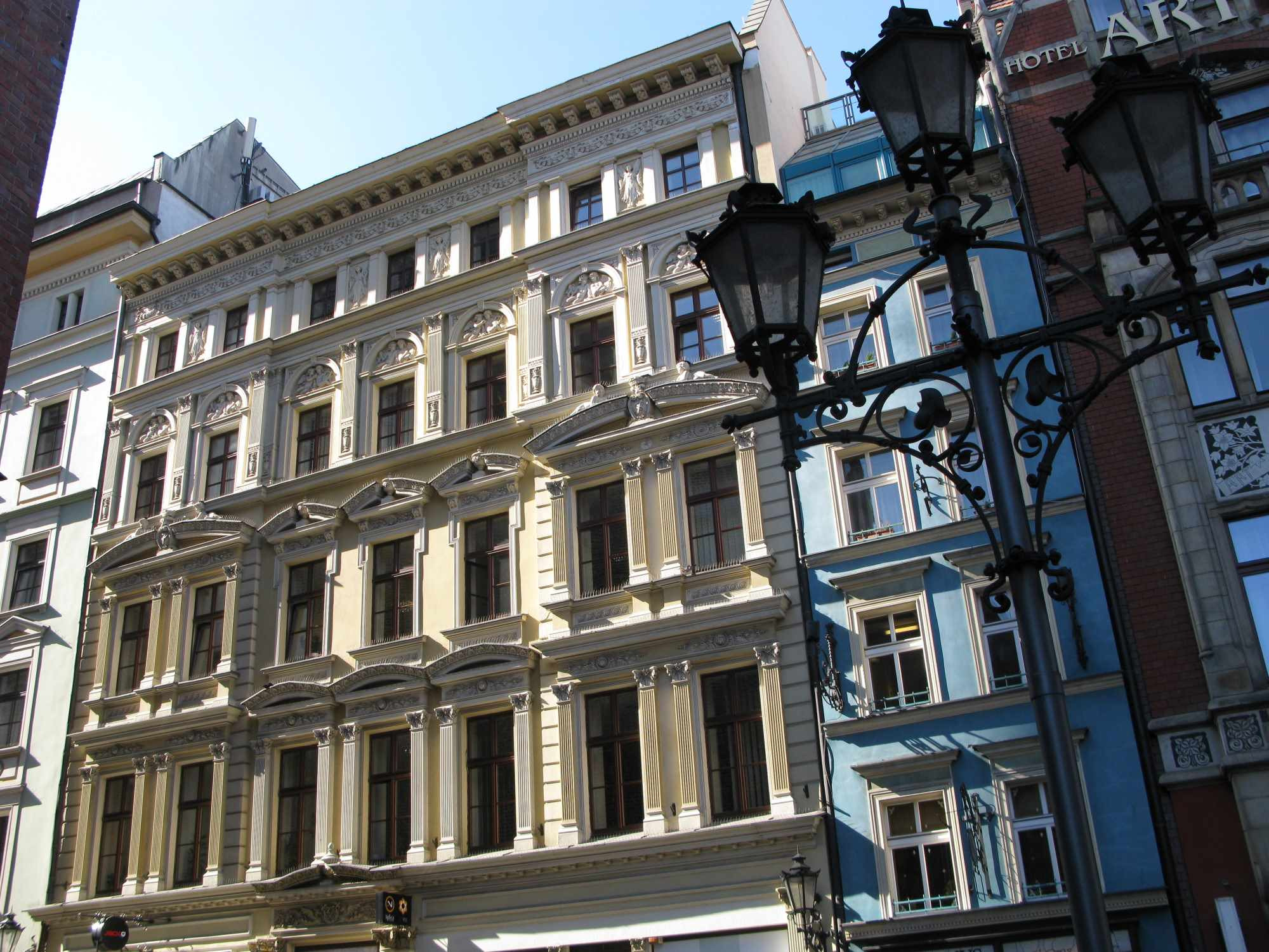 Widok z zewnątrz na nasze biuro