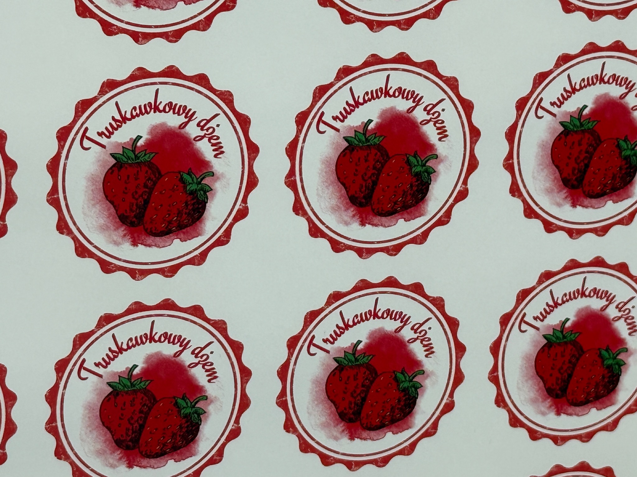 Naklejki foliowe druk na roli