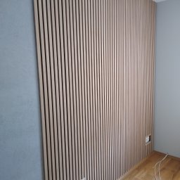 Montaż lameli drewnianych