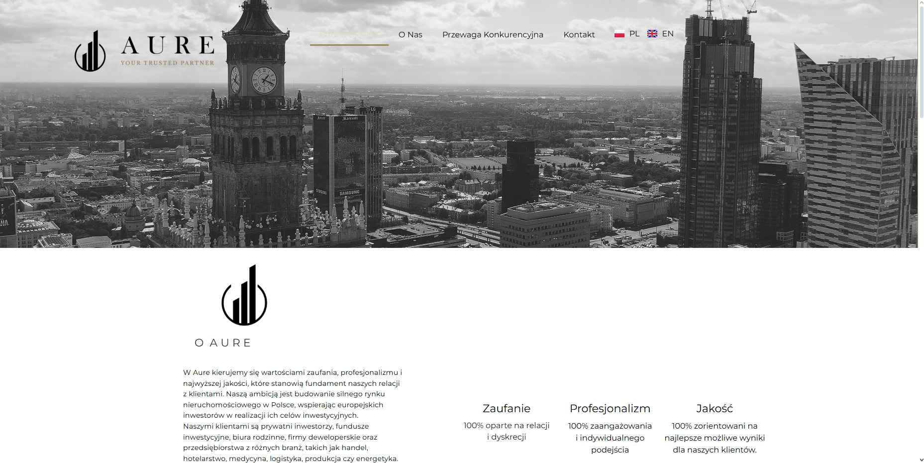 Strona internetowa firmy Aure z widokiem na panoramę Warszawy w tle, w tym Pałac Kultury i Nauki oraz nowoczesne wieżowce.