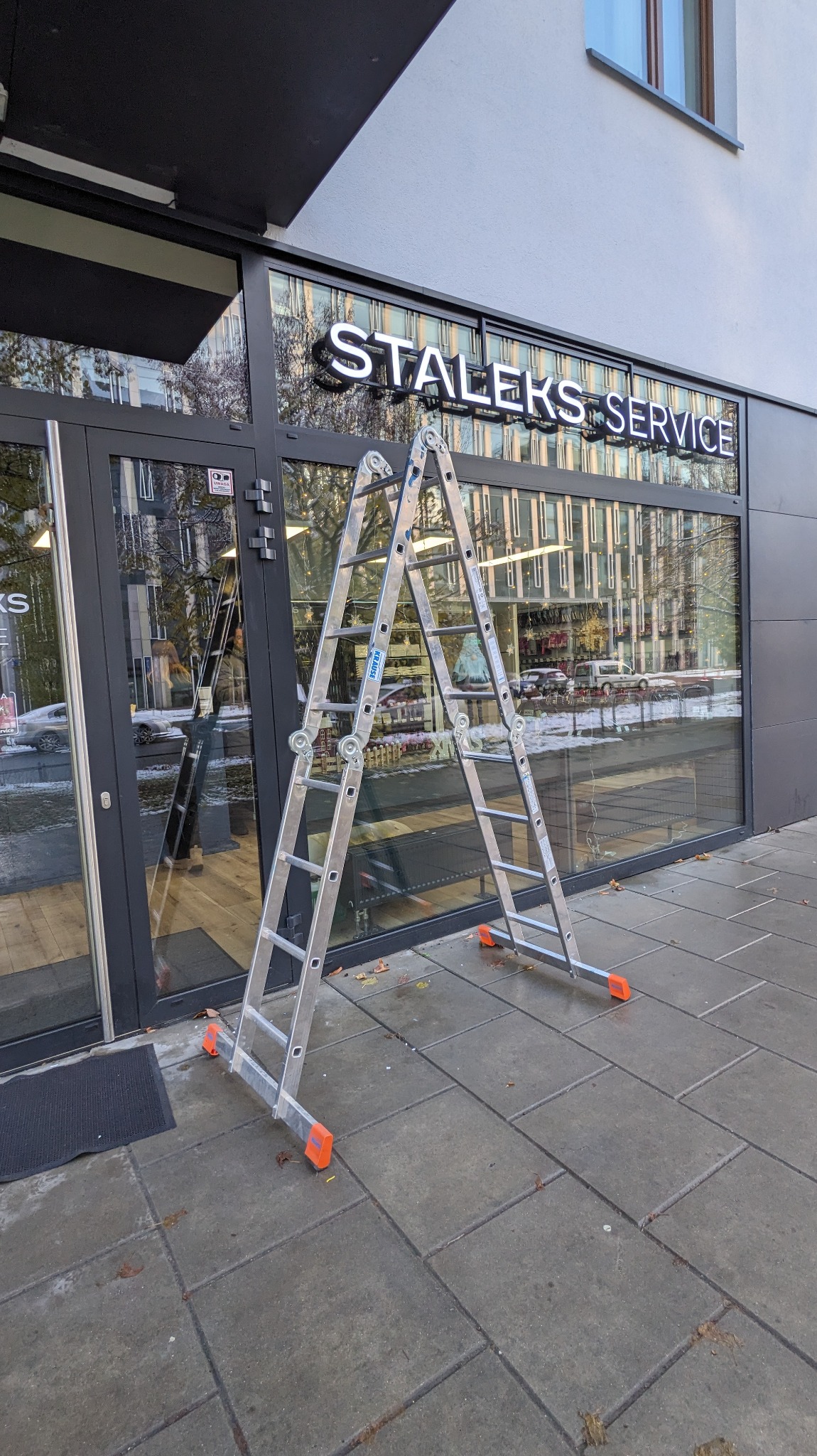 Litry 3D podświetlany dla dobrych ludzi.