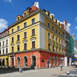 Zabytkowa Kamienica ul. Świdnicka 5 pod naszymi skrzydłami od 2006 roku