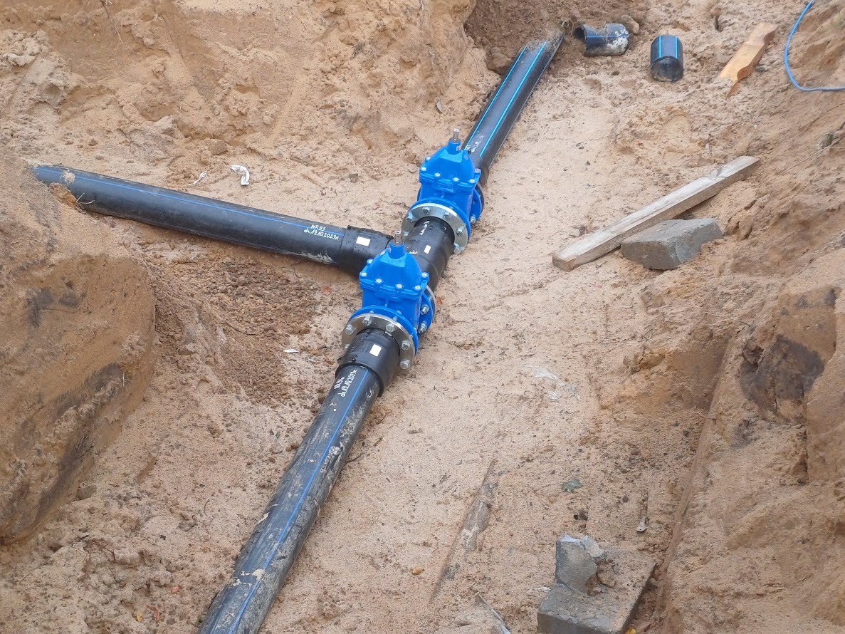 nitka wody ppoż, pracujemy na Orlenie