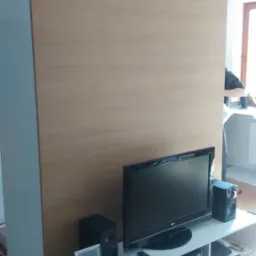 rtv z panelem fornirowanym