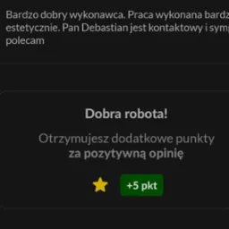 Zrzut ekranu z recenzją klienta o imieniu Marek, oceniającego wykonawcę na 5 gwiazdek, z pochwałami za estetyczne wykonanie pracy i kontaktowość. Dodatkowo informacja o przyznanych punktach za...